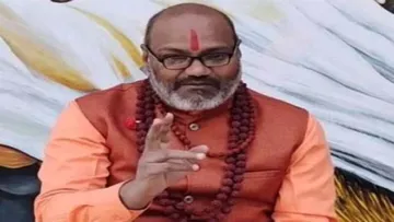 तिरंगे पर धावा - चर्चा में आये महामण्डलेश्वर नरसिंहानंद,तिरगे का किया बहिस्कार,बोले कुछ ऐसे शब्द की सबसे होस उड़ गए....... 1 dewas talks 11
