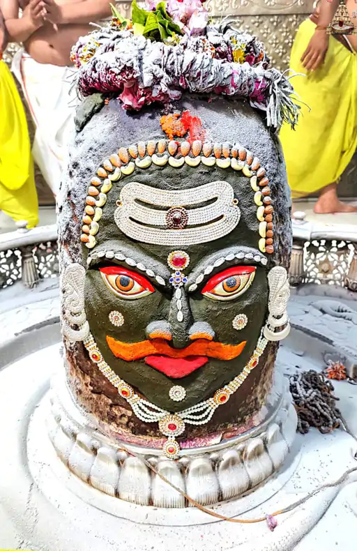 सावन का तीसरा सोमवार - भस्म आरती दर्शन,रजत त्रिपुण्ड ,महाकाल राजा का हुआ अद्वितीय श्रंगार 2 mahakal 1