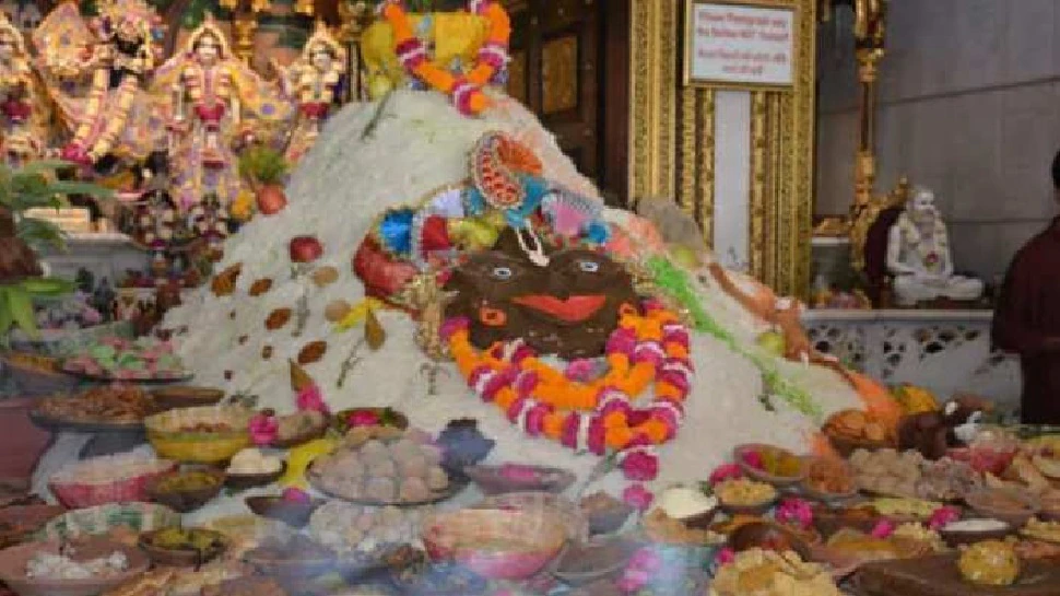 Govardhan Puja 2022: आज गोवर्धन पूजा के लिए है बस इतनी देर का शुभ मुहूर्त! जानिए अन्नकूट पूजन का महत्व 2 1388854 annkoot