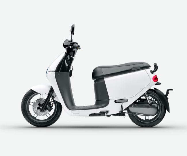 Gogoro E Scooter 1