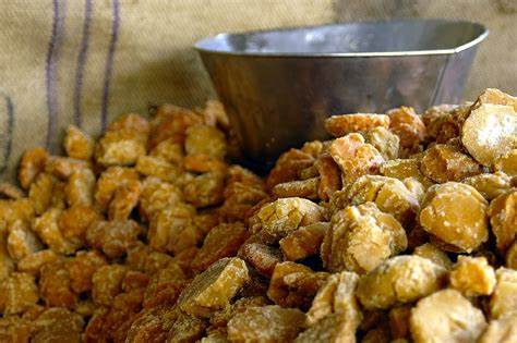 Chemical free jaggery-sugar शुगर मील बना रहा है चीनी के साथ गुड़-शक़्कर, महंगा होने के बावजूद भी काफी पसंद कर रहे लोग! 3 image 156