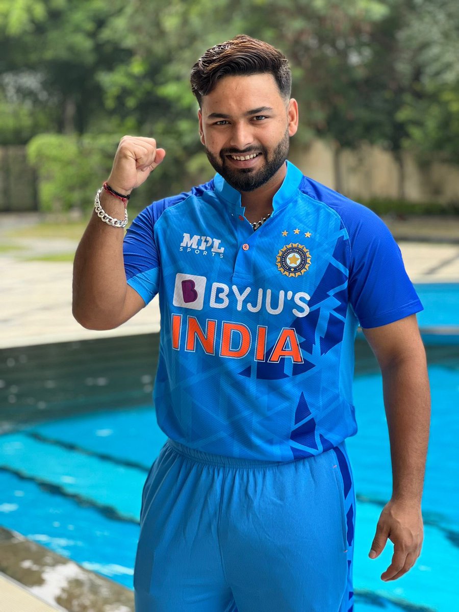 Rishabh Pant: क्रिकेटर ऋषभ पंत के घुटने की सर्जरी कल मुंबई के एक निजी अस्पताल में सफलतापूर्वक की गई 1 FdAqN0LaAAAOg_r