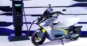 fafsg7p_yamaha-e01-_625x300_13_April_22