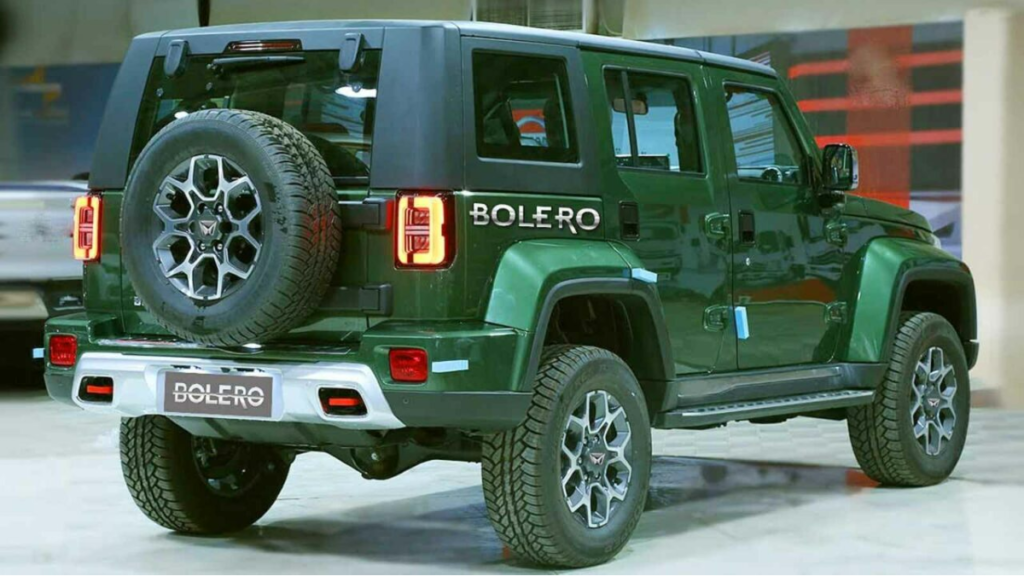 Auto Expo 2023 में पेश है महिंद्रा की बेस्ट सेलिंग कार बोलेरो अपने नए दमदार बॉडी और फीचर्स से मचा देंगी हंगामा 2 image 33