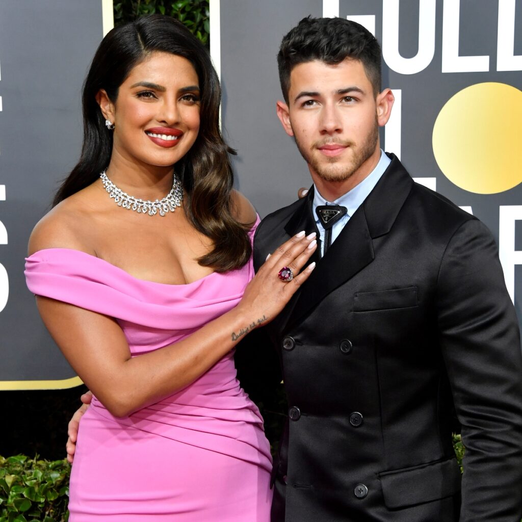 Priyanka Chopra: बेटी मालती बर्थडे के बाद प्रियंका चोपड़ा ने खोली अपने राज की तिजोरी, बताया आखिर क्यों चुना था सरोगेसी का रास्ता 2 priyanka chopra and nick jonas from pregnancy rumours to age controversy 5 times nickyanka made headlines mainimage