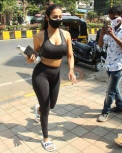 1614056901_malaika-arora-3