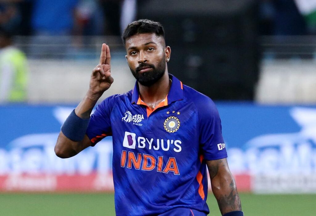 Hardik pandya करेंगे टेस्ट क्रिकेट से संन्यास का ऐलान? भारतीय टीम के नये टी 20 कप्तान ने खुद दिया जवाब 1 2022-08-28T183410Z_1534300752_UP1EI8S1FKWM8_RTRMADP_3_CRICKET-ASIANCUP-UAE