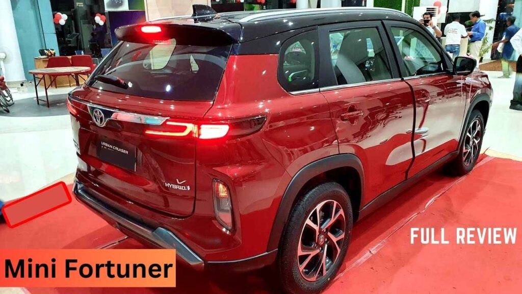 Scorpio की धज्जियां मचाने आयी Toyota की Mini Fortuner, धड़ाधड़ फीचर्स के साथ इंजन भी फौलादी