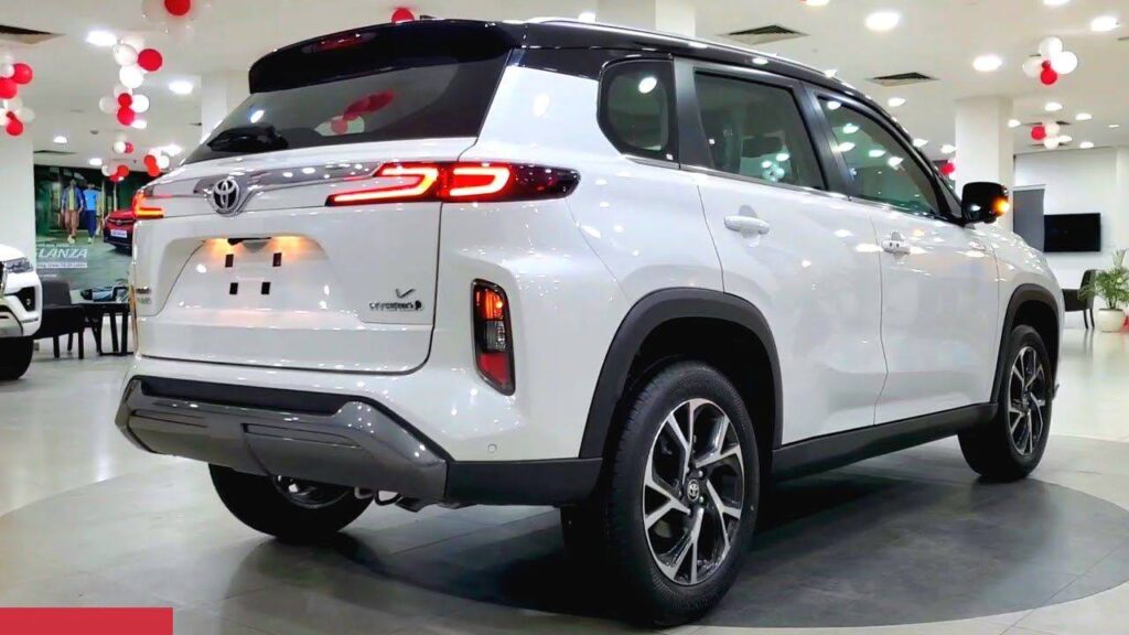 Mahindra का मार्केट डाउन कर देगी Toyota की Mini Fortuner, बाहुबली इंजन के साथ फीचर्स भी है दनदनाते