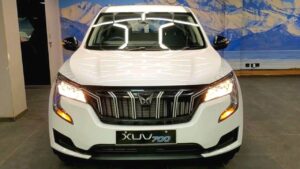 Fortuner की बत्ती गुल कर देगा Mahindra XUV700 का लग्जरी लुक, टकाटक फीचर्स और इंजन भी फौलादी