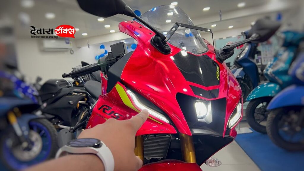 युवाओ की दिलरुबा Yamaha R15 को ख़रीदे मात्र चुल्लू भर पैसो में लुक में भी लगेंगी सोनपरी 1 dewas talkss (8)