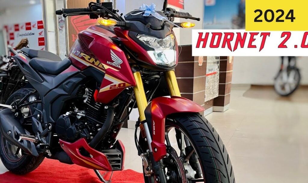 Pulser पर कयामत बनकर टूटेगी Honda की नई Hornet 2.0 की बाइक, दमदार इंजन के साथ मिलेंगे फर्राटेदार फीचर्स