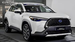 XUV700 की हेकड़ी निकाल देंगी Toyota की मॉडर्न SUV, पॉवरफुल इंजन के साथ फीचर्स भी प्रीमियम, देखे कीमत