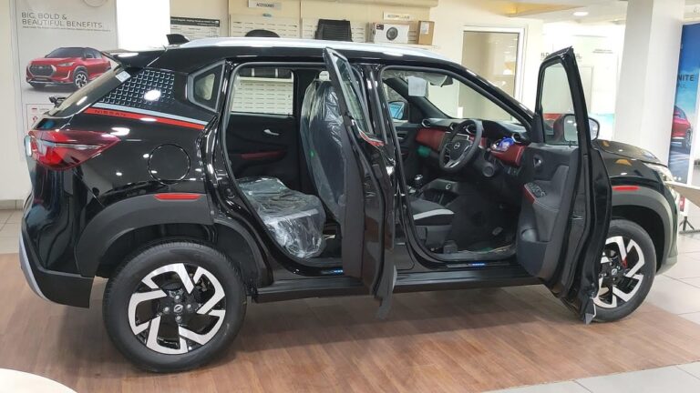 मात्र 6 लाख में punch से लाख गुणा बेहतर है Nissan की धांसू SUV, दमदार इंजन के साथ लक्ज़री लुक, देखे फीचर्स 1 मात्र 6 लाख में punch से लाख गुणा बेहतर है Nissan की धांसू SUV, दमदार इंजन के साथ लक्ज़री लुक, देखे फीचर्स