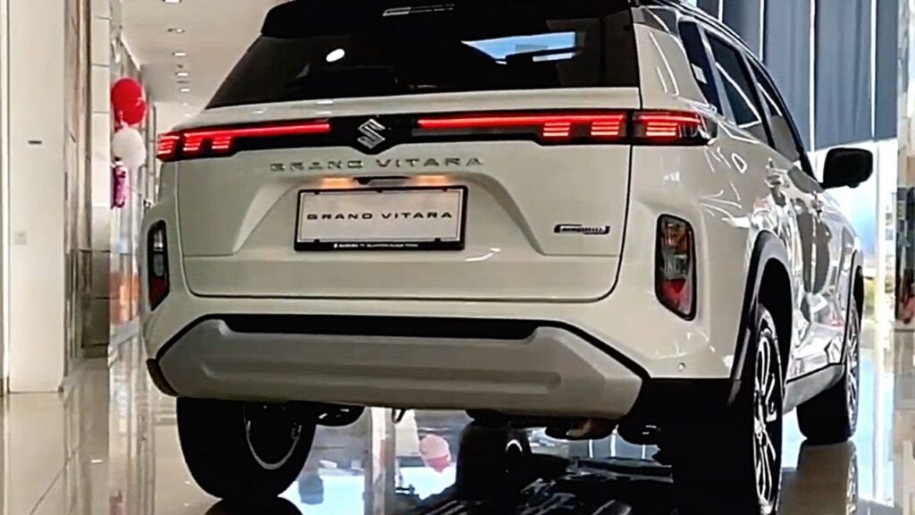Creta की डिमांड कम कर देंगी Maruti की यह दमदार SUV, पॉवरफुल इंजन के साथ मिल रहे ताबड़तोड़ फीचर्स भी 1 Creta की डिमांड कम कर देंगी Maruti की यह दमदार SUV, पॉवरफुल इंजन के साथ मिल रहे ताबड़तोड़ फीचर्स भी