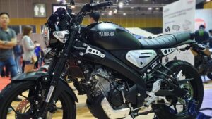 TVS Apache की खटिया खड़ी करेगी Yamaha की मॉडर्न लुक बाइक, पॉवरफुल इंजन के साथ मिलेंगे लल्लनटॉप फीचर्स