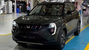 Brezza के परखच्चे उड़ा देगा Mahindra XUV 3XO का धाकड़ लुक, भरपूर फीचर्स के साथ उड़ाएगी गर्दा, देखे कीमत