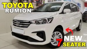 Ertiga के चारो खाने चित्त कर देंगी Toyota की मिनी Innova, ज्यादा माइलेज के साथ फीचर्स में भी अव्वल, देखे कीमत