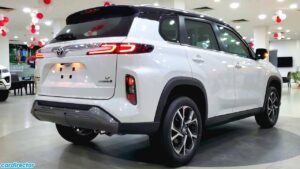 मात्र 1 लाख रुपये में घर लाये Toyota की मिनी fortuner, लक्ज़री फीचर्स के साथ दमदार इंजन, देखे सेफ्टी फीचर्स