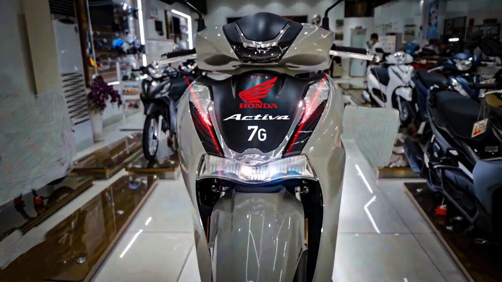 छोरियों के दिलो की धड़कने बढ़ा देंगा Honda Activa 7G स्कूटर, शक्तिशाली इंजन के साथ चुलबुले फीचर्स