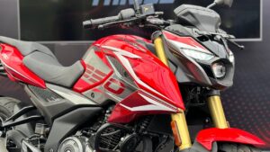 Yamaha की पुंगी बजा देंगा Bajaj Pulsar का किलर लुक, शक्तिशाली इंजन के साथ झक्कास फीचर्स, देखे कीमत