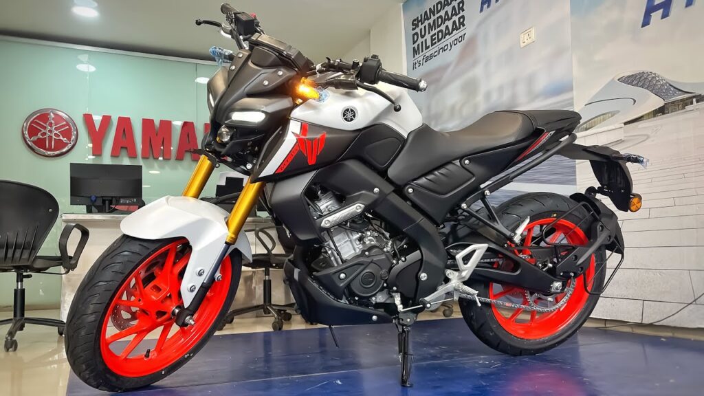 KTM जैसी छपरी बाइक का खात्मा करने आयी Yamaha MT -03 बाइक, कम कीमत में मिलेंगे ब्रांडेड फीचर्स